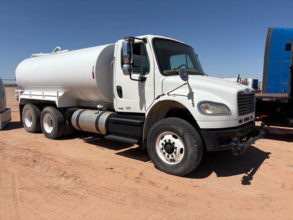 2011 Freightliner M2 106 Medium Duty Truck