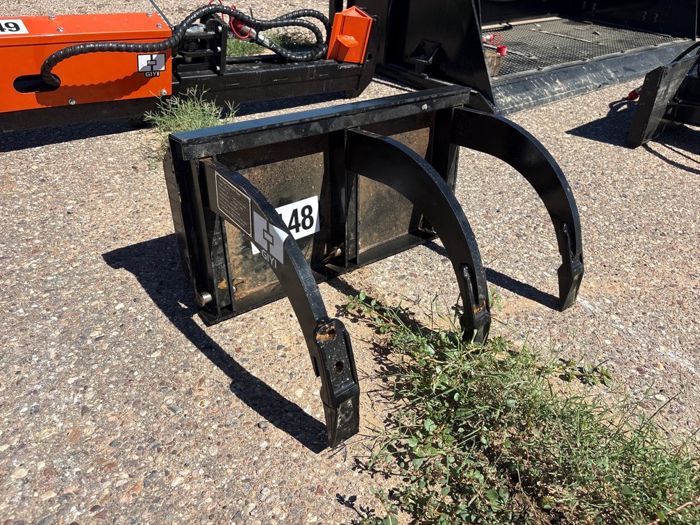Mini Skidsteer 3 Tooth Ripper