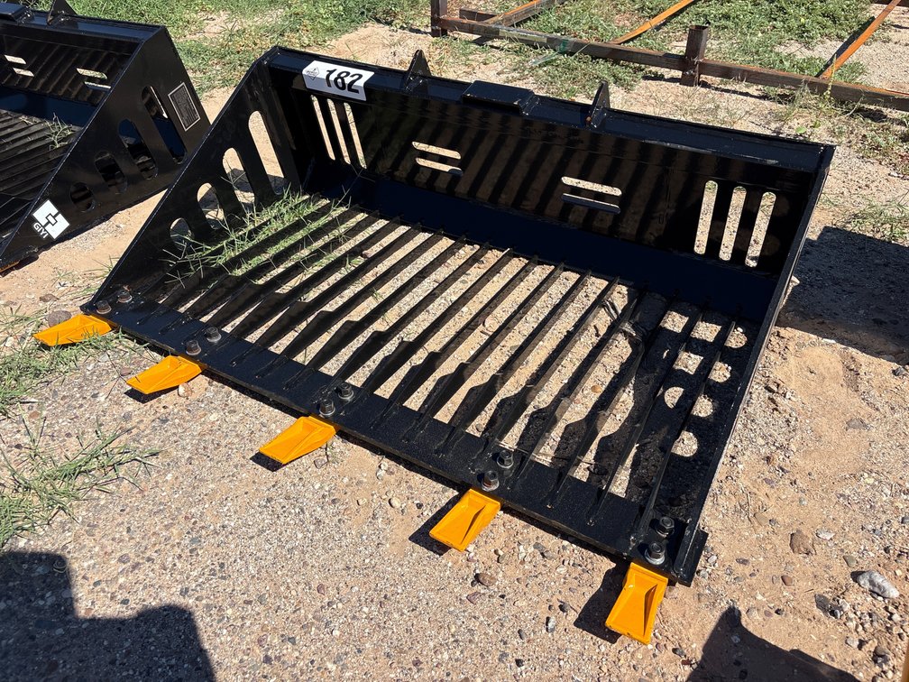 Mini Skidsteer Rock Bucket