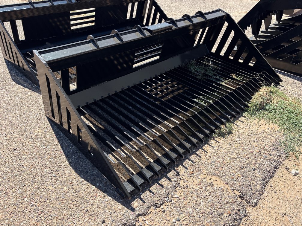 Skidsteer Rock Bucket
