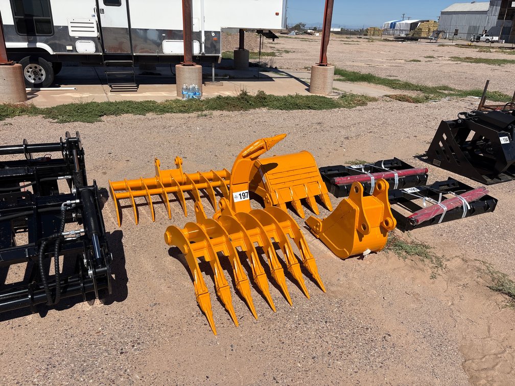 CAT 305 Excavator Attachments