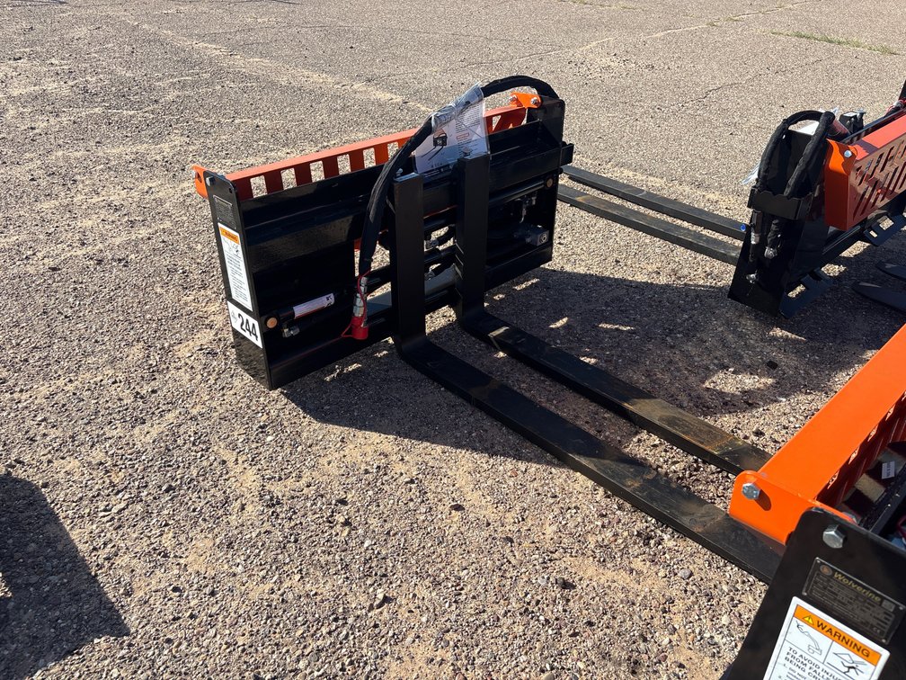Skidsteer Hydraulic Adjustable Pallet Forks
