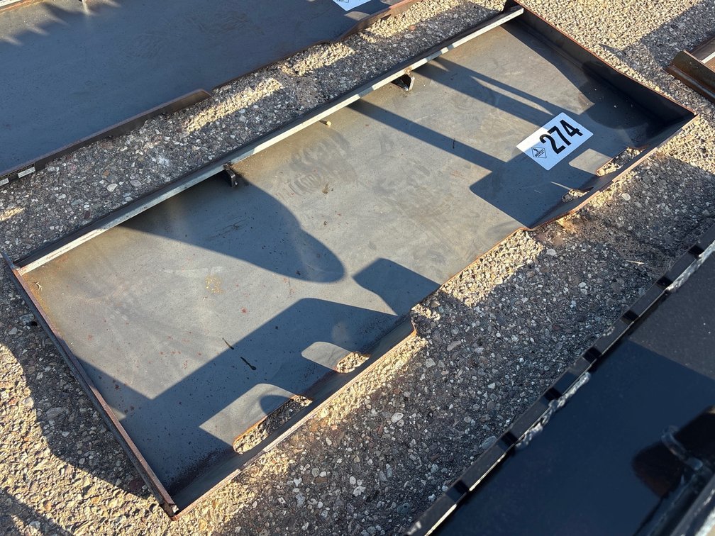 Skidsteer Plate