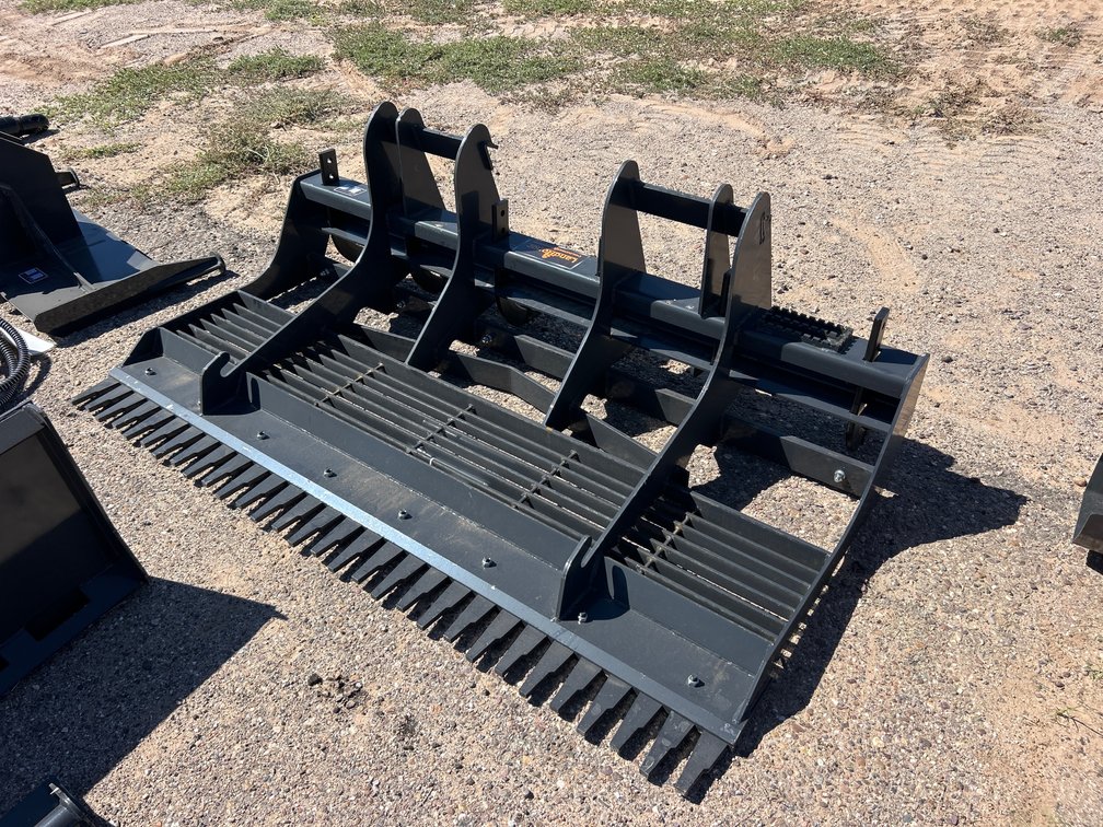 Skidsteer Land Leveling Attachment