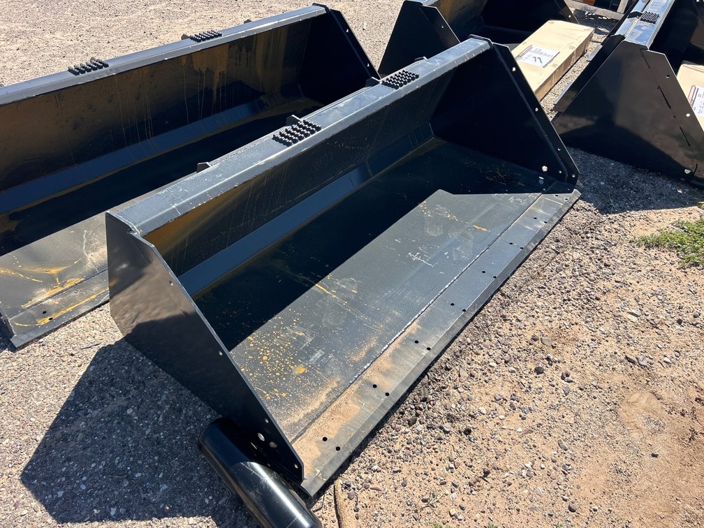 72” Skidsteer Bucket