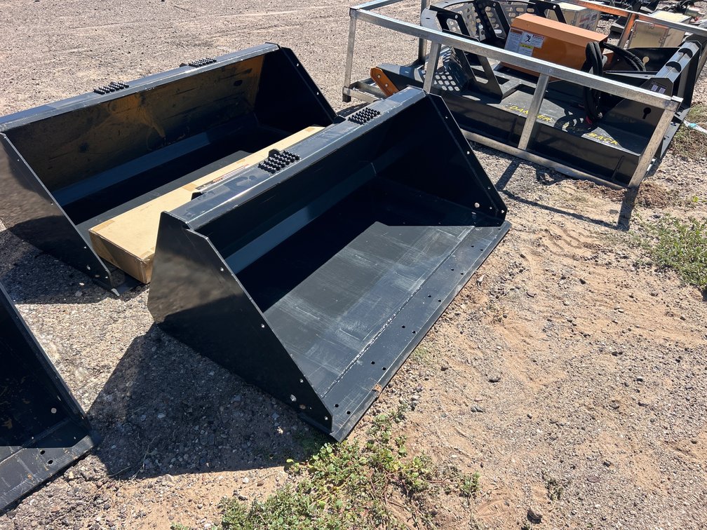 60” Skidsteer Bucket