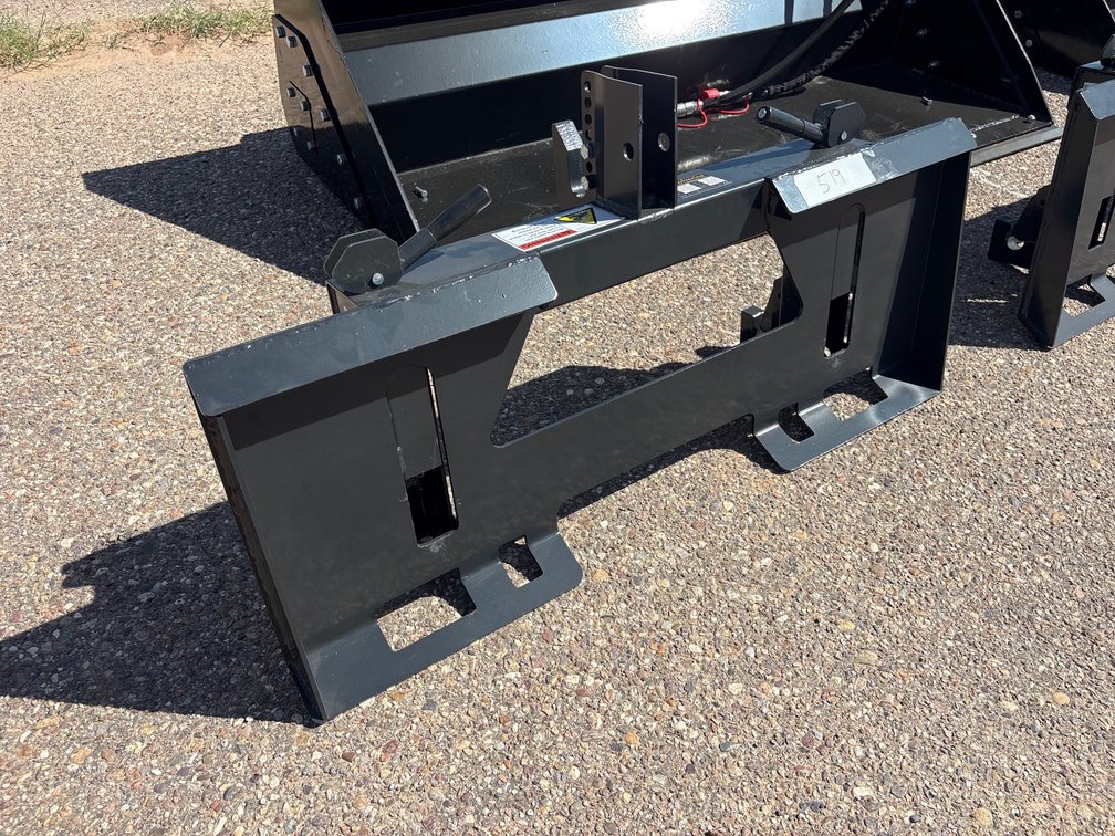 Skidsteer Quick Hitch