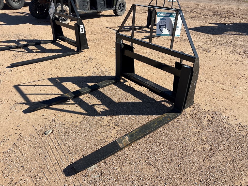 Skidsteer Pallet Forks