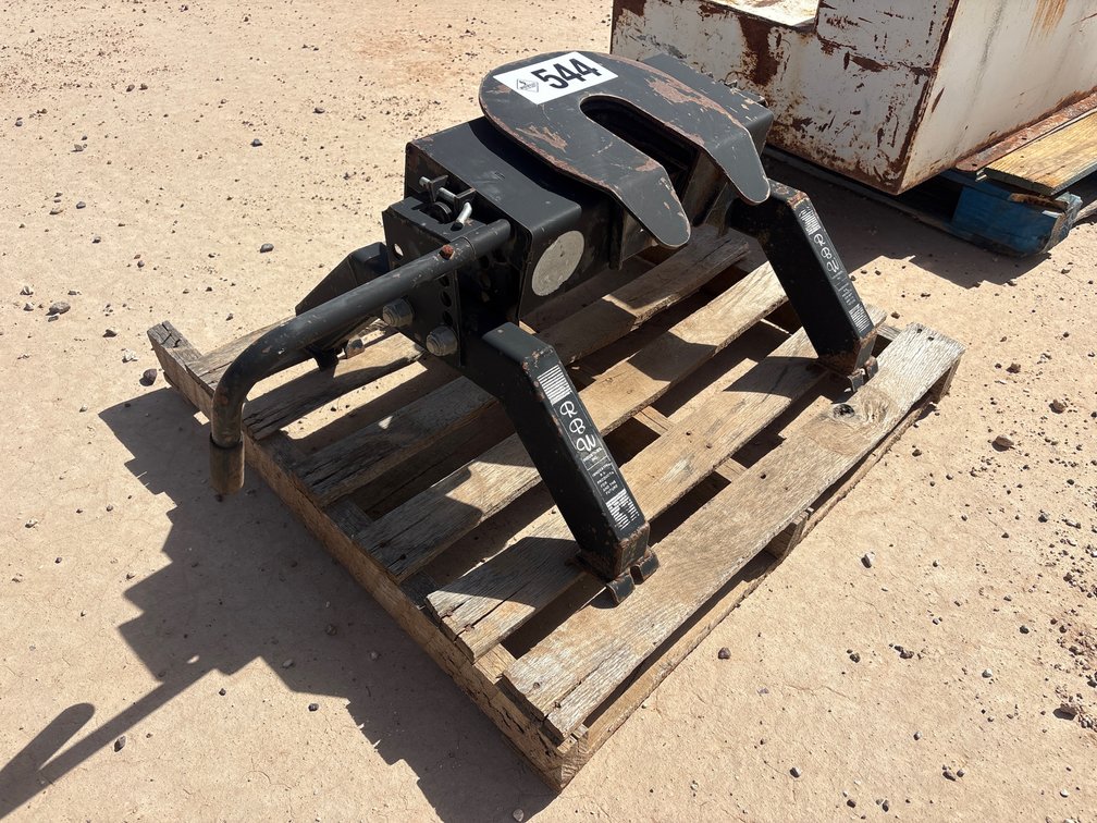 Fifth Wheel Hitch