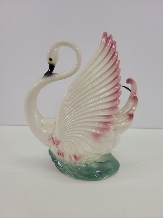 Vintage Maddox Swan Ceramic TV Lamp