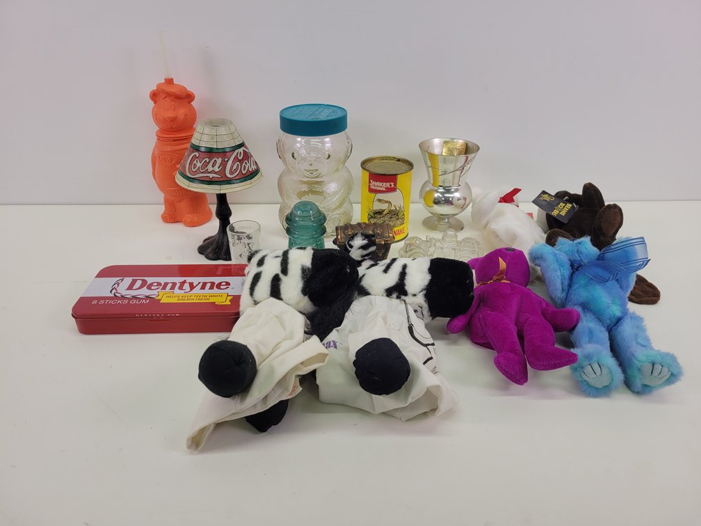 Vintage & Collectible Items Lot