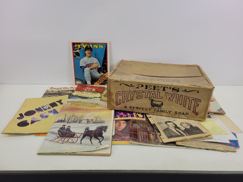 PEET'S Crystal White Soap Box and Assorted Ephemera