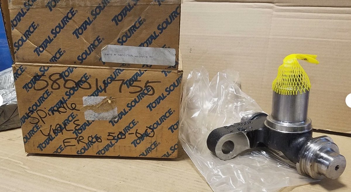 New Yale Right Hand Spindle (Forklift)