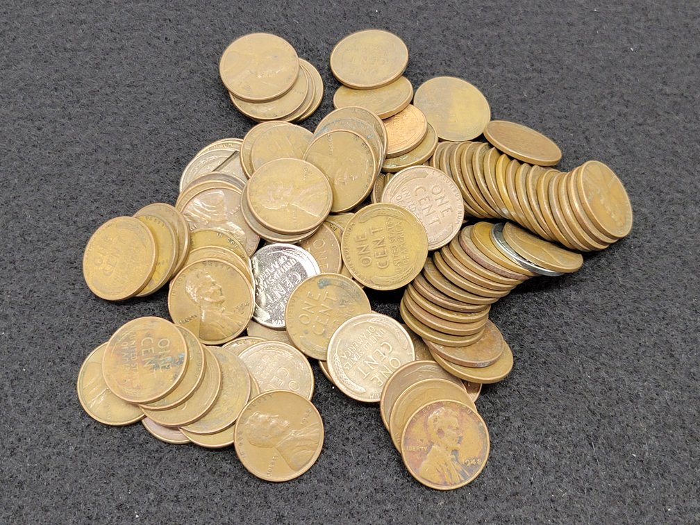 Lot of (100) Lincoln Wheat Cents
