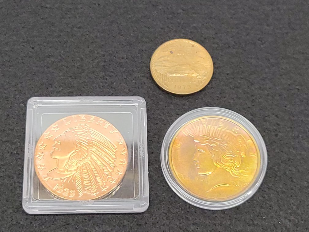 (2) 1oz Copper Coins and 1973 Mexican 20 Centavos Coin