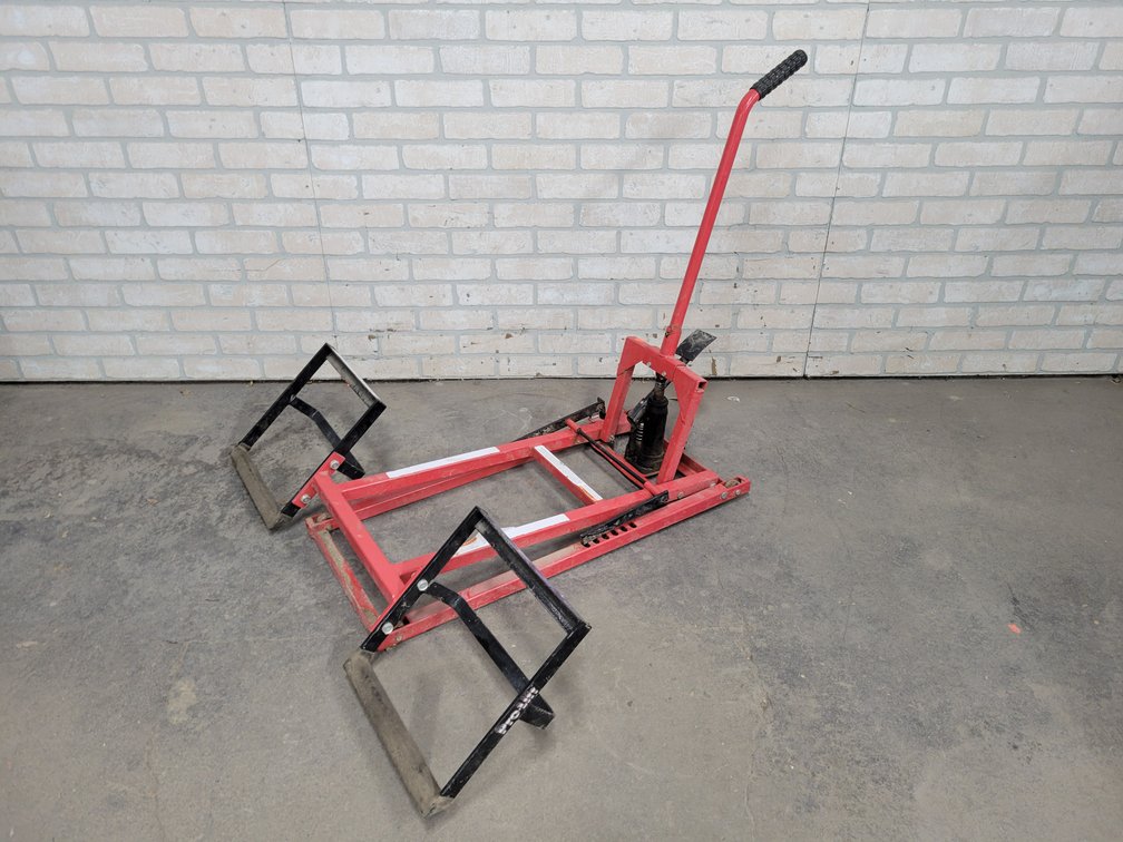 Pro-Lift Hydraulic Lawn Mower Lift