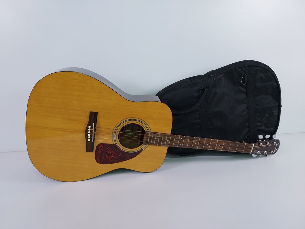 Fender Model DG-7 Acoustic Guitar and Case
