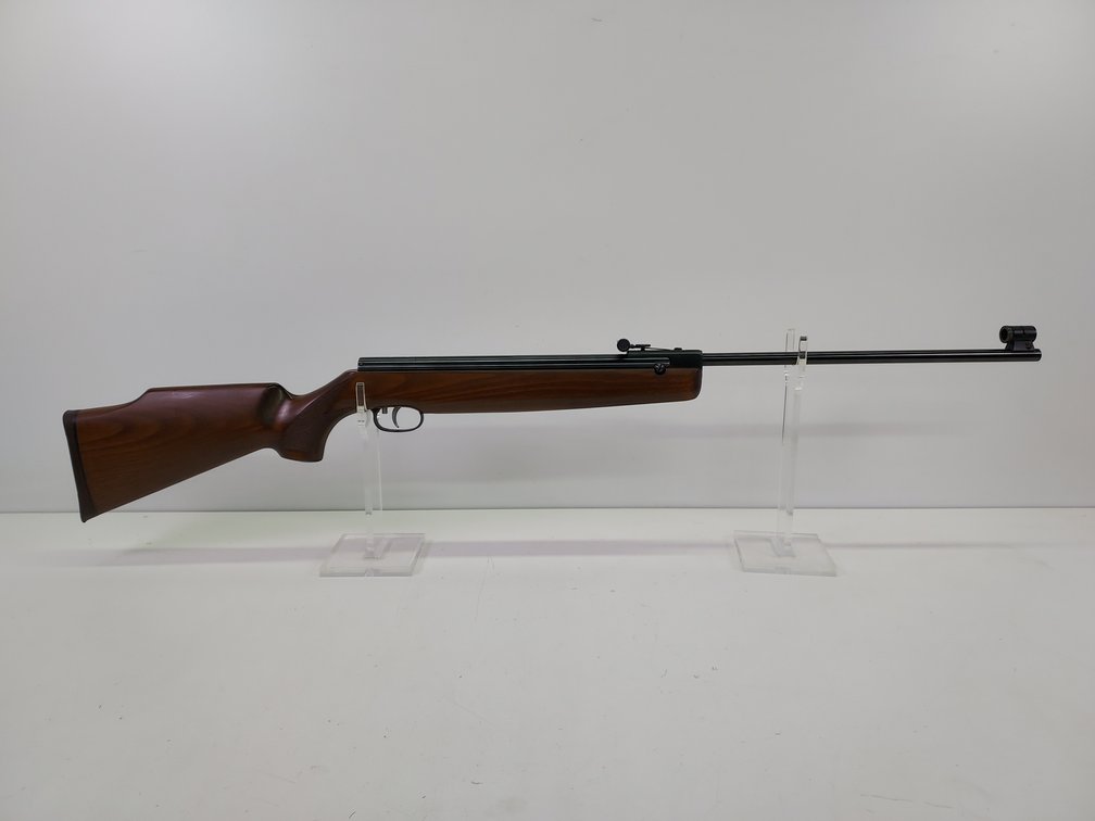 Beeman Model R8 .177/4.5 mm Break-Action Pellet Gun