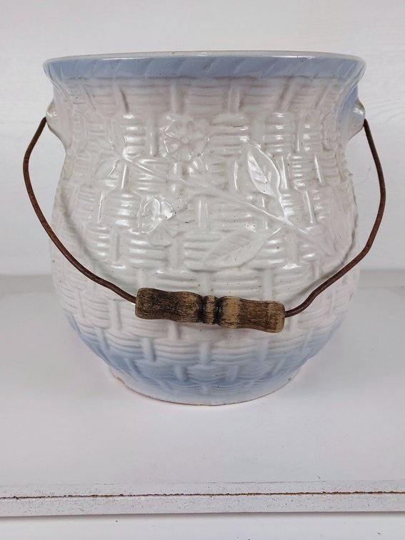 Basketweave and Morning Glory Stoneware Combinette with Handle
