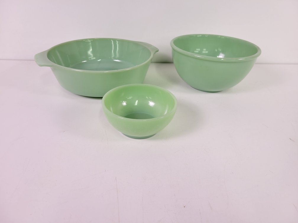 (3) Jadeite Fire King Bowls