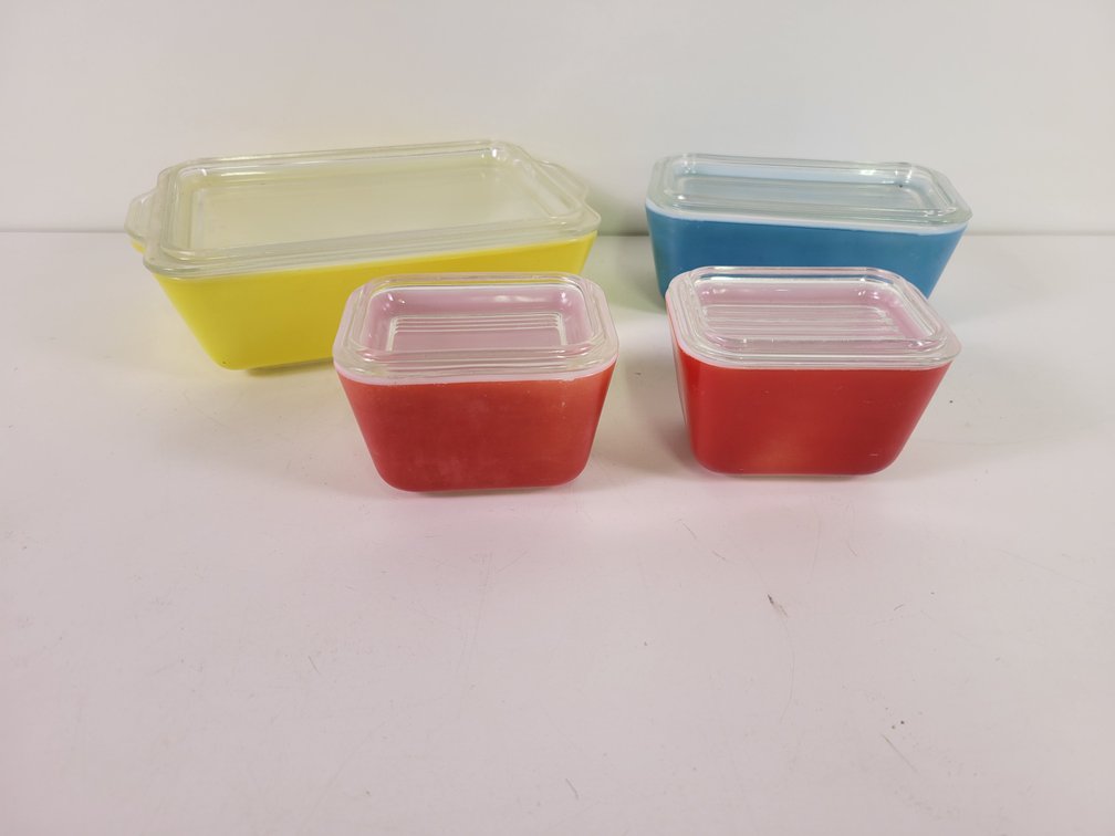 PYREX "Primary Color" Refrigerator Dish Set