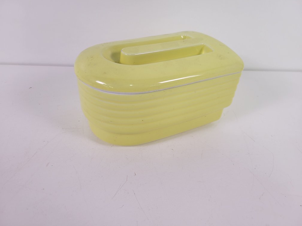 Hall China "Westinghouse" Refrigerator Dish w/ Lid