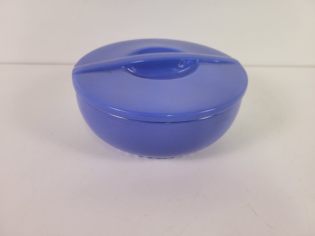 Hall China "Montgomery Ward" Refrigerator Dish w/ Lid