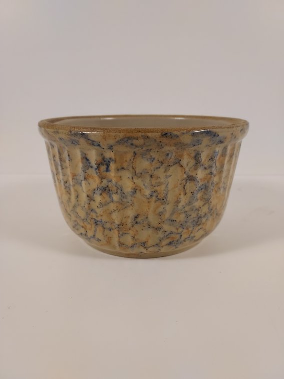 7" Red Wing Spongeware Ribbed Bowl