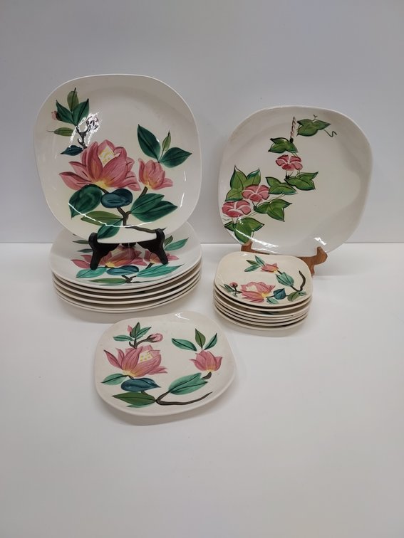 16-Piece Blossom Time & Pink Morning Glory Red Wing Dinnerware