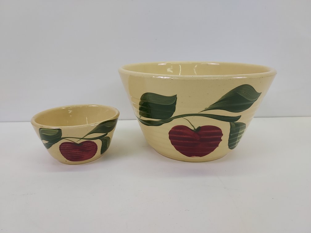 9" and 5" Watt Apple Pattern Ovenware Bowls