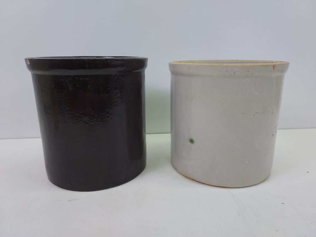 Pair of 1 Gallon Crocks