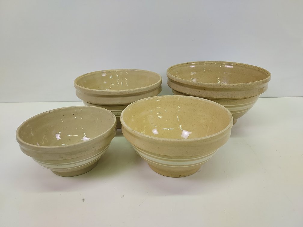 4 Nesting Stoneware Bowls with White Bands
