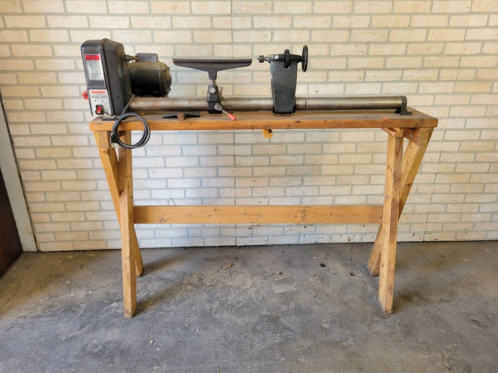 Duracraft 12" Wood Lathe with Stand & (2) Rests