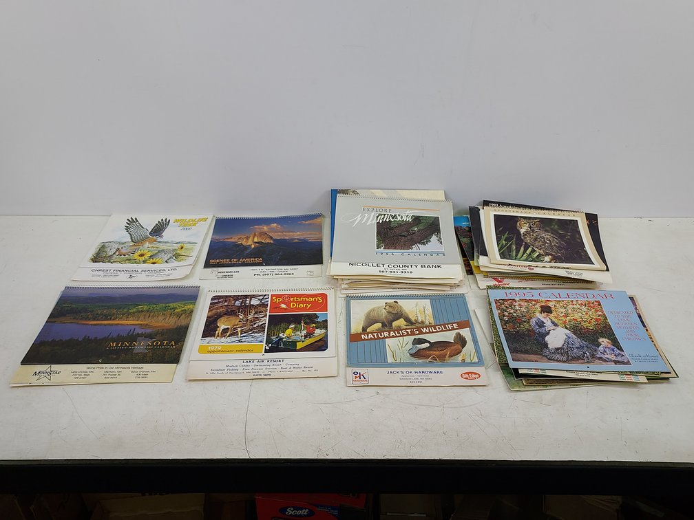 (48) Vintage Local Calendars