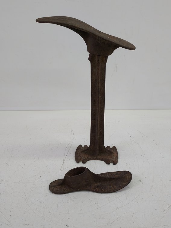 Vintage Malleable Cast Iron Cobbler Shoe Forms