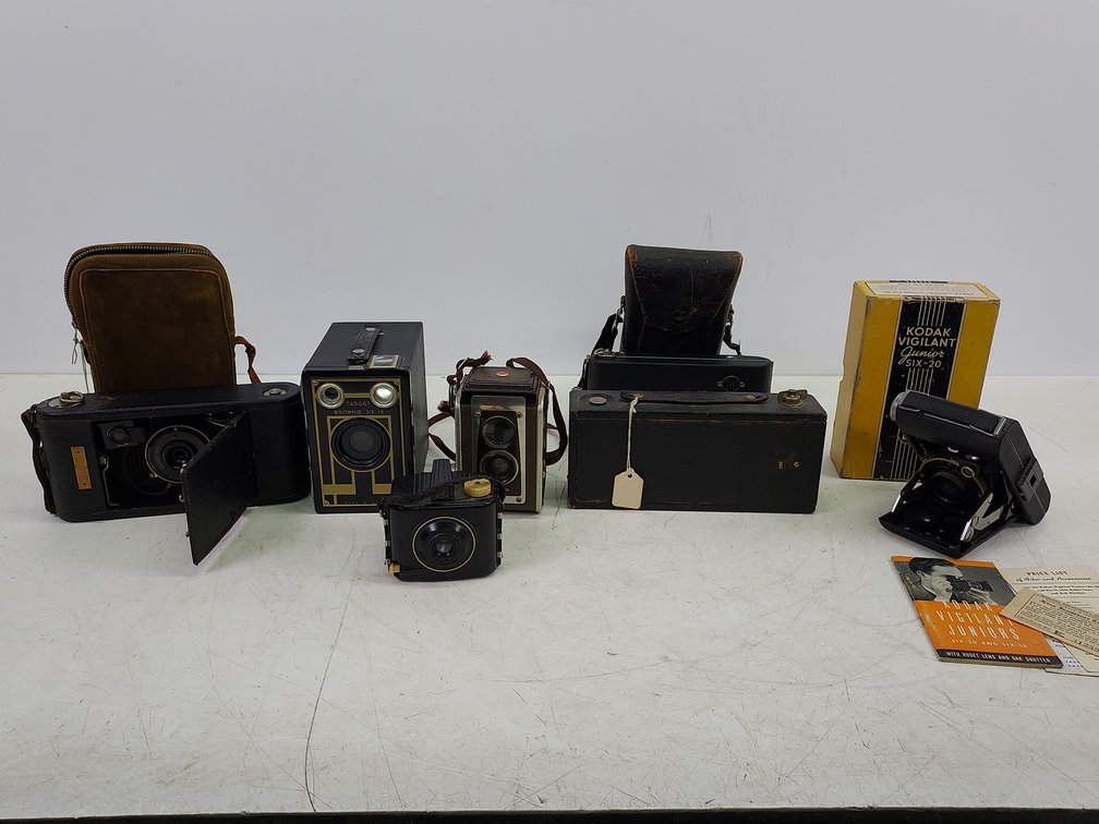 (7) Vintage Cameras