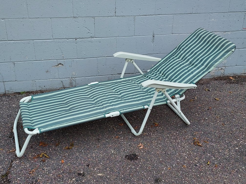 Green Padded Lounge Chair