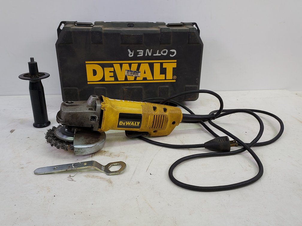 Dewalt Corded 4-1/2" Angle Grinder with Case