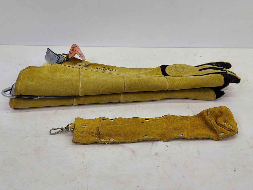 New Pair of Caiman Welding Gloves & Welding Rod Holder