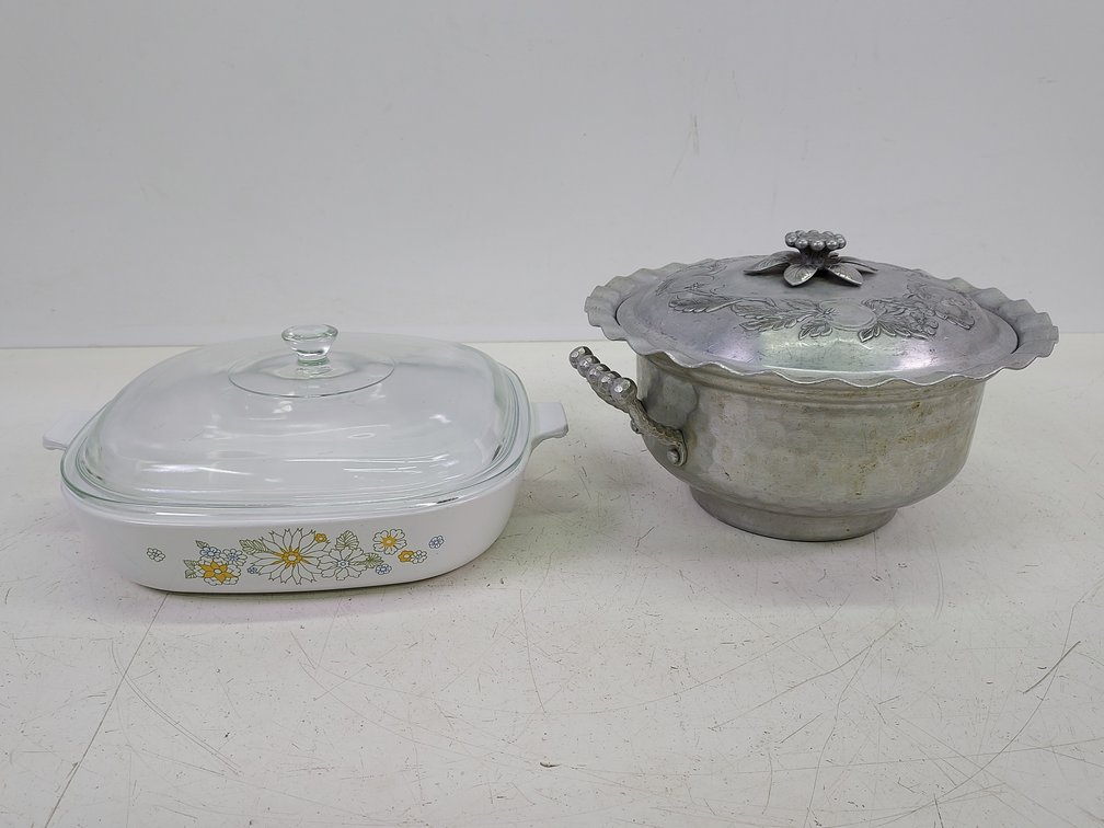 Corning Ware Dish & Everlast Aluminum Dish
