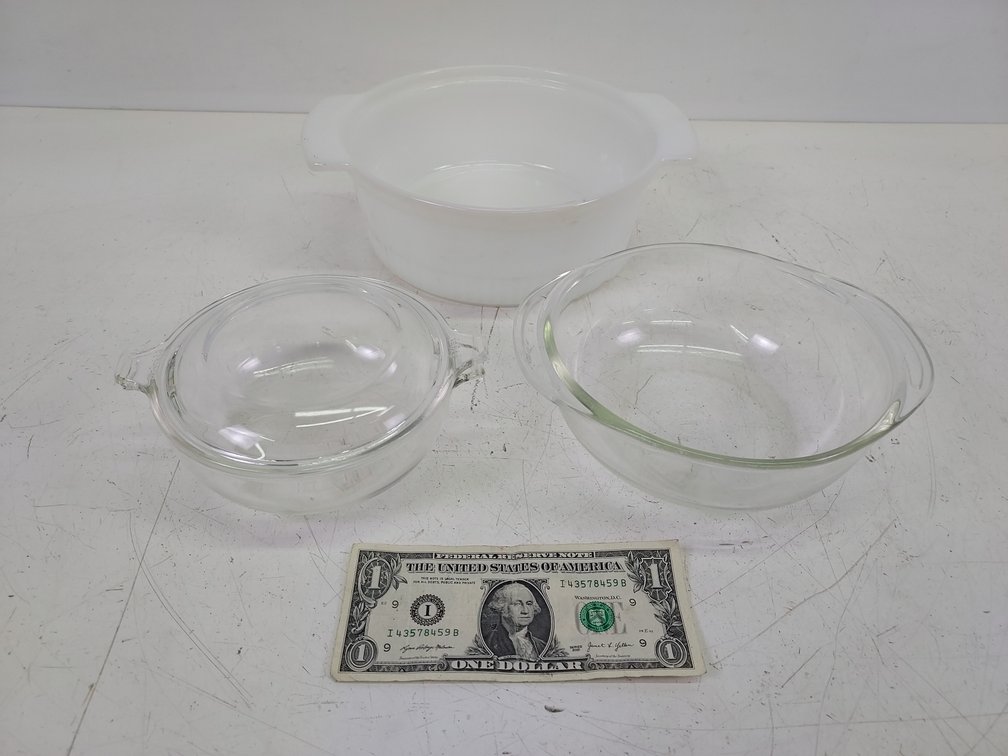(2) Pyrex & (1) Fire King Bowls