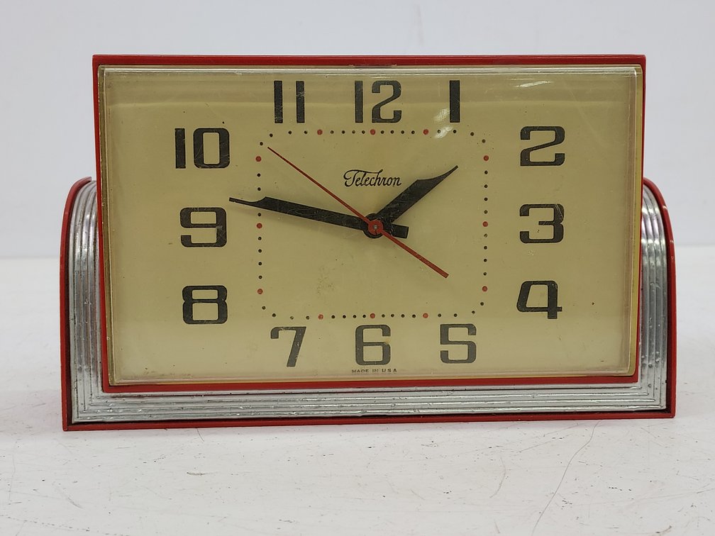 Vintage Telechron Electric Plastic Desk Clock