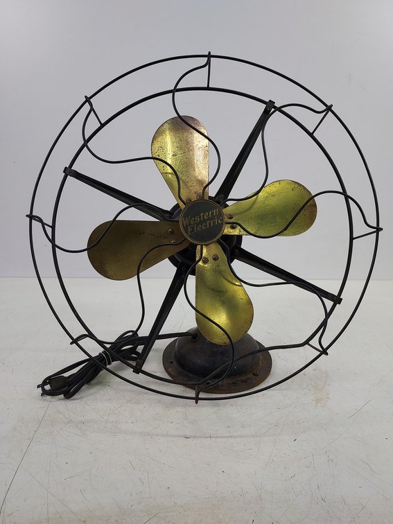 Vintage Western Electric 17" Cast Iron Base Table Brass Blade Fan