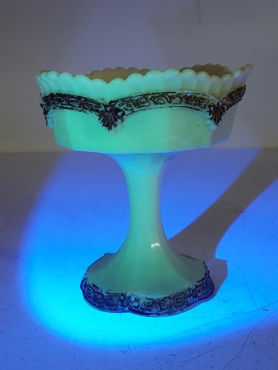 Vintage Pagoda Custard Glass Footed Jelly Compote