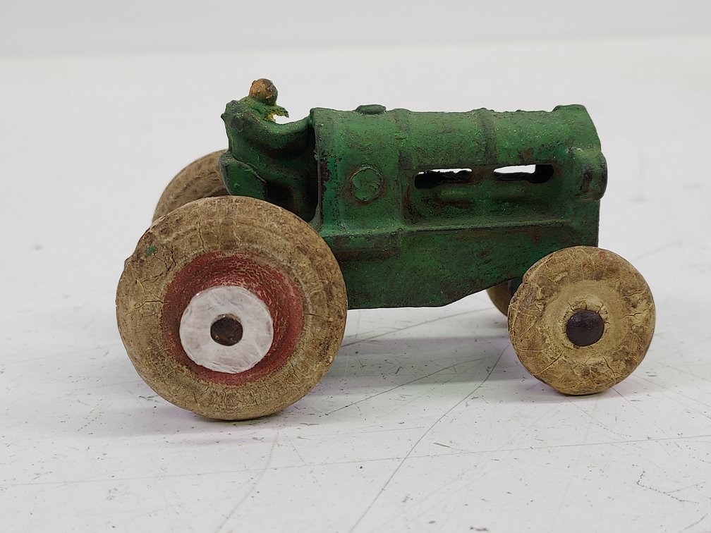 Vintage Arcade Cast Iron Green Tractor