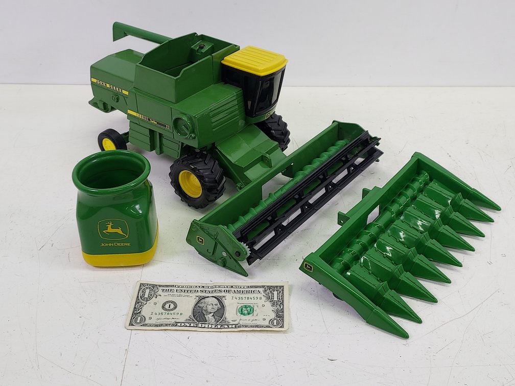 ERTL John Deere Combine & Koozie