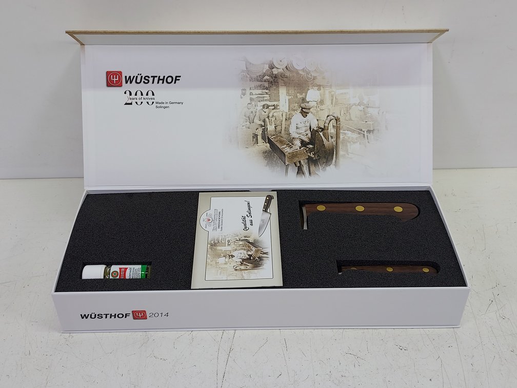 New Ed. Wusthof 2-Knife Anniversary Set