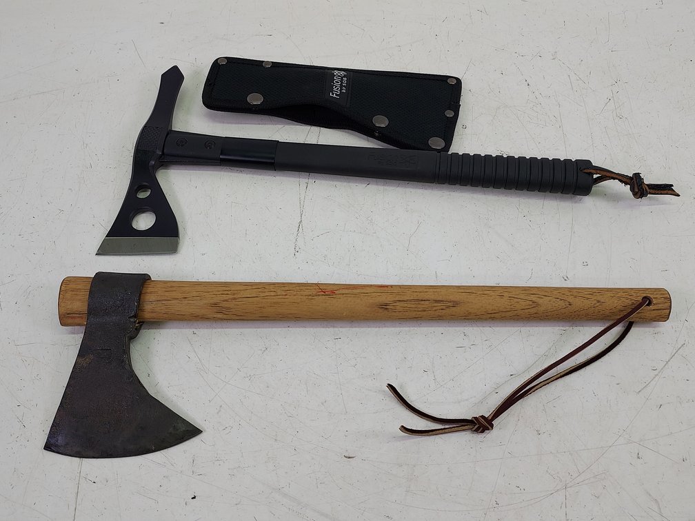 SOG Hatchet & Throwing/Camp Tomahawk Hatchet