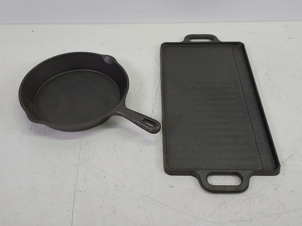 Cast Iron Pan & Cast Iron Griddle