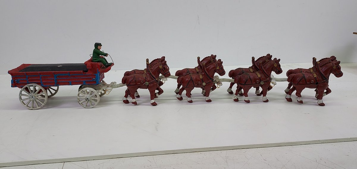 Reproduction Cast Iron 8-Clydesdale Beer Wagon